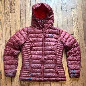 Patagonia Women’s Down Sweater Hoody